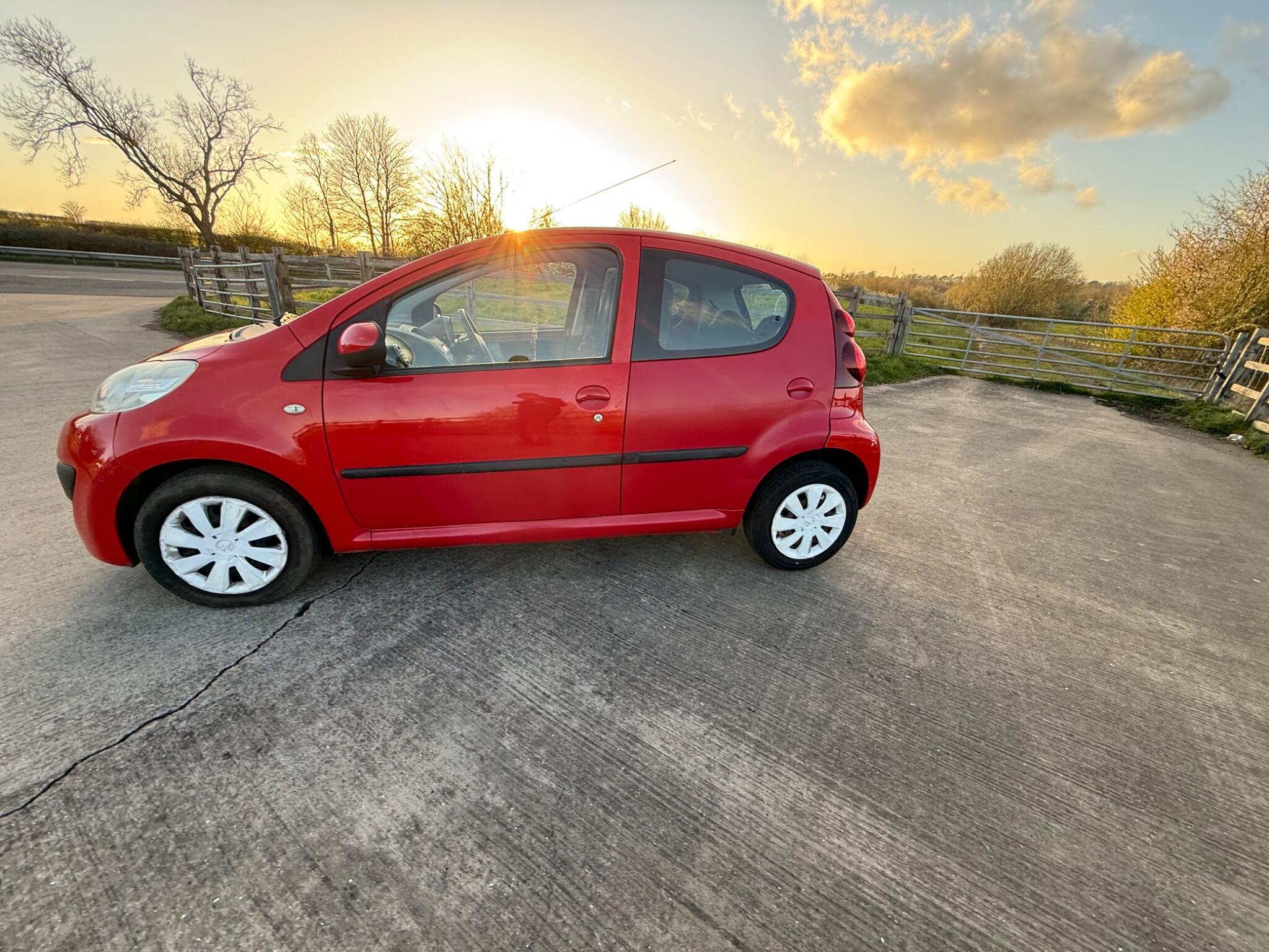 Peugeot 107 1.0 12V Active Euro 5 5dr — photo 60 of 86
